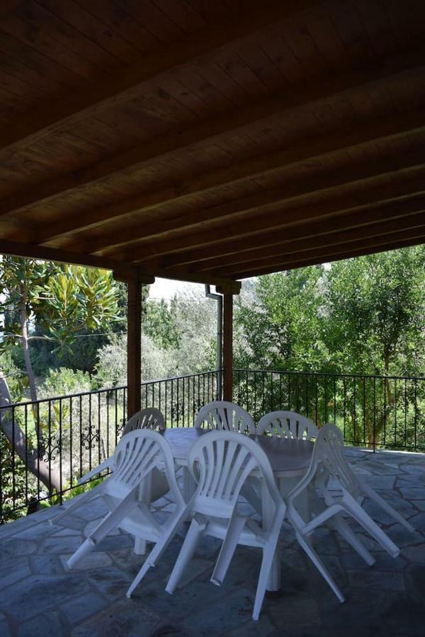Holiday Home Dionysis Chorefton Extérieur photo